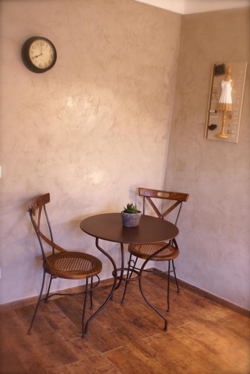 Hotel Le Crillon Murs  Pokoj fotografie