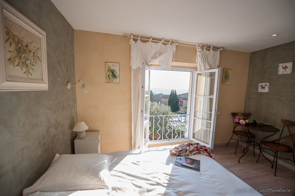Hotel Le Crillon Murs  Exteriér fotografie
